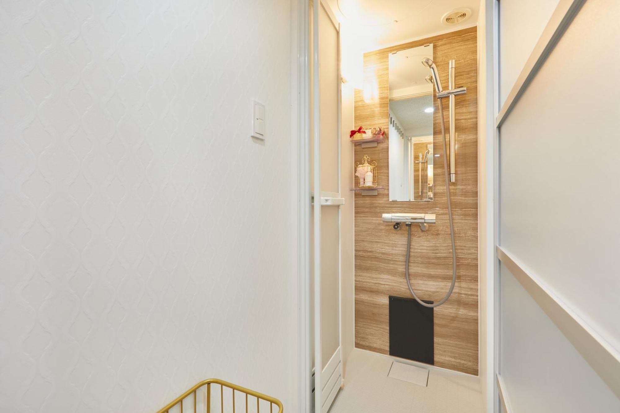 Higashi-Shinjuku Station Apartment Tokyo Eksteriør billede